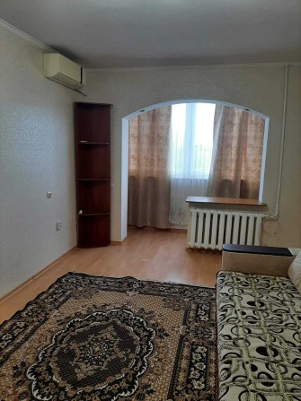 Сдам 1 комнатную квартиру Чикаленко/ Люстдорфская дорога ! ГАЗ! - фото 1