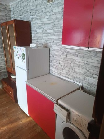 Сдам гостинку Космическая 23 - фото 1