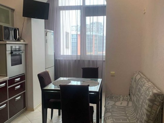 Первая Аренда 2 кв  ул Космонавтов /ул.Маршала Малиновского. Газ.