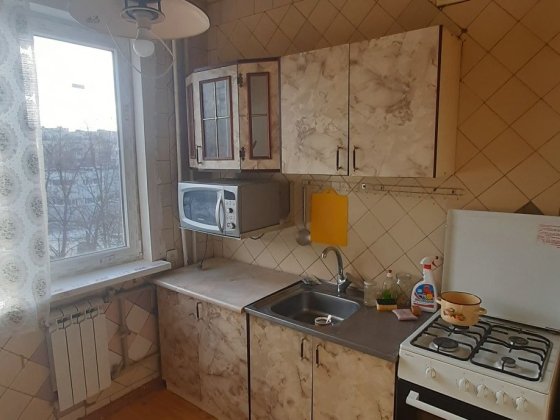 Сдам 2 комнатну рядом метро Салтовская Харків