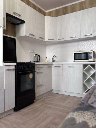 ЖК «Київський маєток», вул. Тарасівська 25     1 кімнатна -сдається - фото 1