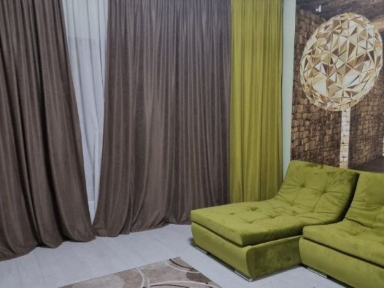 Сдам свою трешку 120 кв с отдельным входом Харків