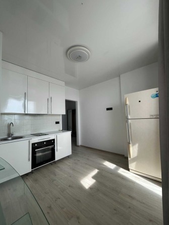 Сдам 1 ком кв с евроремонтом на Шота Руставели/Скворцова - фото 1