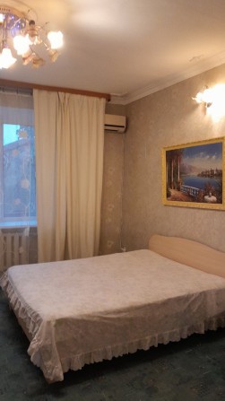 Сдается 2-х комнатная квартира в центре, на Пушкинской - фото 1