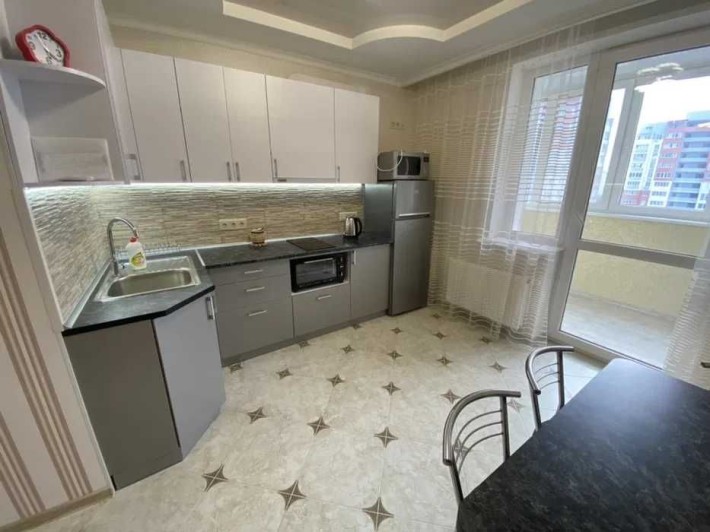 здам 1 комн.кв. м.Левада - фото 1