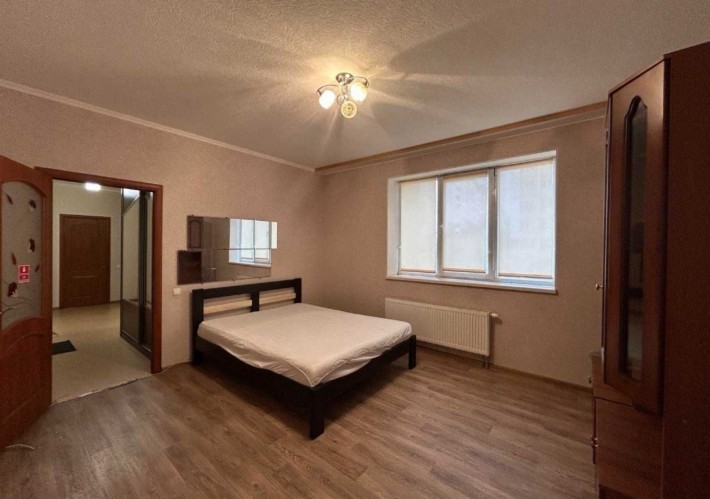 Сдам 2х комн квартиру м. Защитников Украины в новострое - фото 1