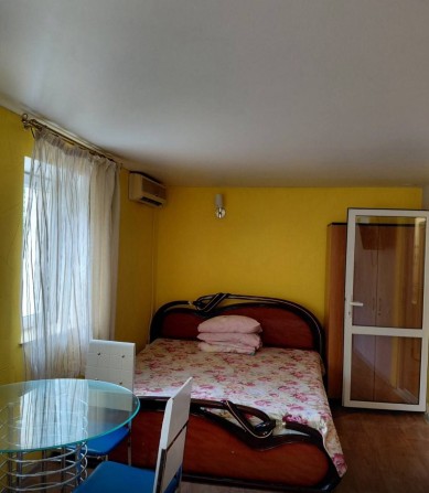 Сдам 1-ком. Косвенная / Разумовская. Можно на короткий срок - фото 1