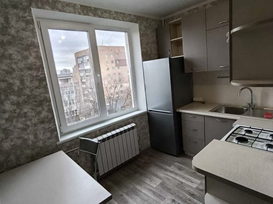 Реальная 1-ка на Павлово Поле, Ботанический Сад, Вартовых Неба Харків