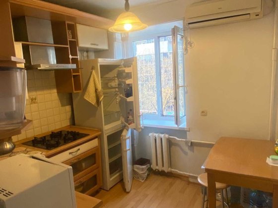 Сдам уютную 2-комнатную квартиру  Черняховского (Артура Савельева).