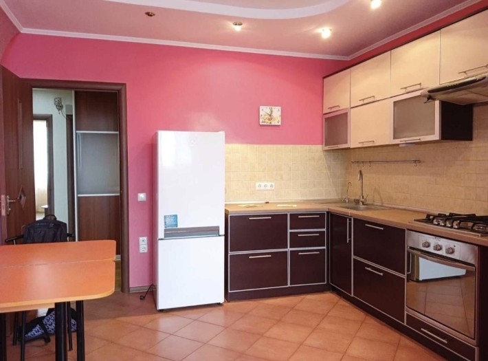 Студия и спальня героев труда, дружбы народов 228 , новострой Салтовк - фото 1