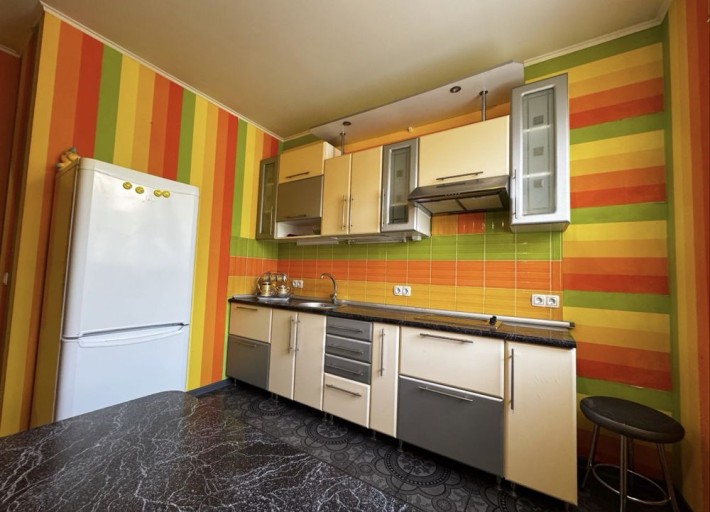 Реальная 1-ка Центр, Научная, Клочковская 191 - фото 1