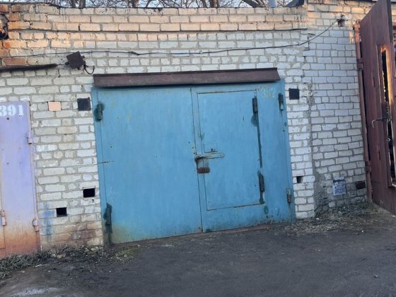 Продам Гараж ГСК-6  біля 3мкрн Лозовая