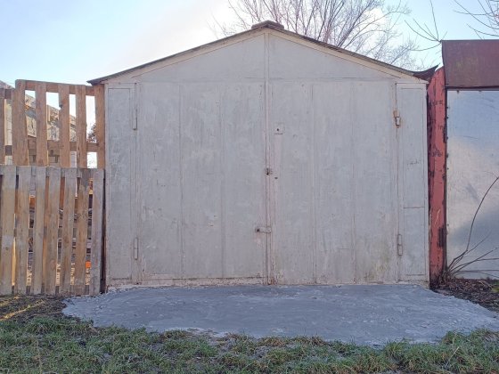 Продам гараж центр Фастів