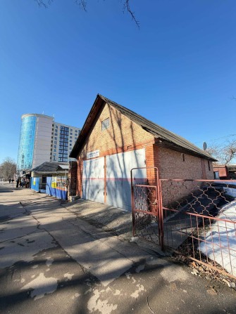 МЕГА ПРИВАБЛИВА ПРОПОЗИЦІЯ в центрі під комерцію , продаж гаражу - фото 1