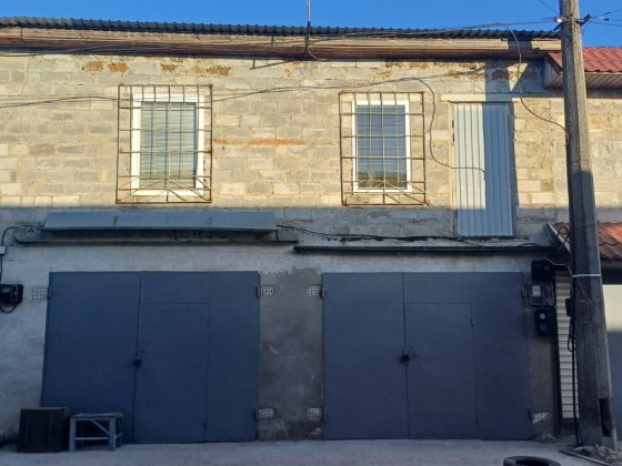 Продам 2 двоповерхових гаража в Броварах ГК "Автомобіліст" Бровары