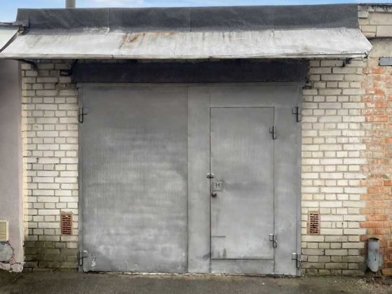 Цегляний гараж ГК "Озерний" м. Вишневе з підвалом, зарядка Вишневое