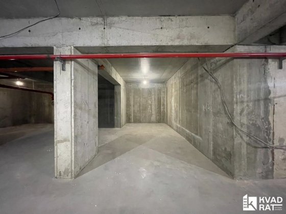 Продаж паркомісця в ЖК Lystopad Івано-Франківськ