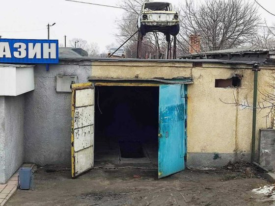 Продам  великий гараж  ангар у  Кременчуці, об'їздна  дорога  Раківка Кременчук