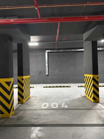 Продаж паркомісця в ЦЕНТРІ Івано-Франківська! - фото 1