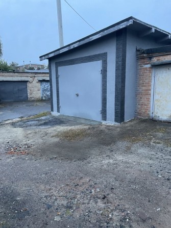 Гараж 5,30 на 7,20 в центрі міста - фото 1