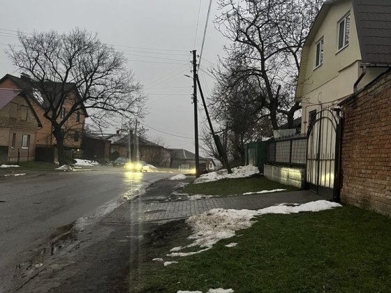 Гараж кирпичний в центре Полтава