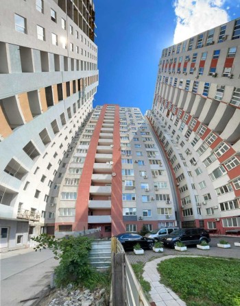 Продаж паркомісця в підземному паркінгу р-н Казбет - фото 1