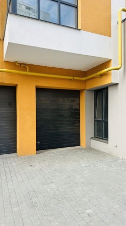 Продам гараж в центрі міста в ЖК Рідний Дім  Байди Вишневецького 101. - фото 1