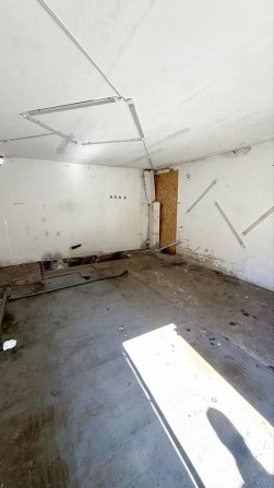 Продаж 3х поверхового гаражу, Центр , вул. Рогальов - фото 1