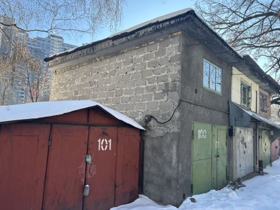 Гараж з ямою та погребом Киев