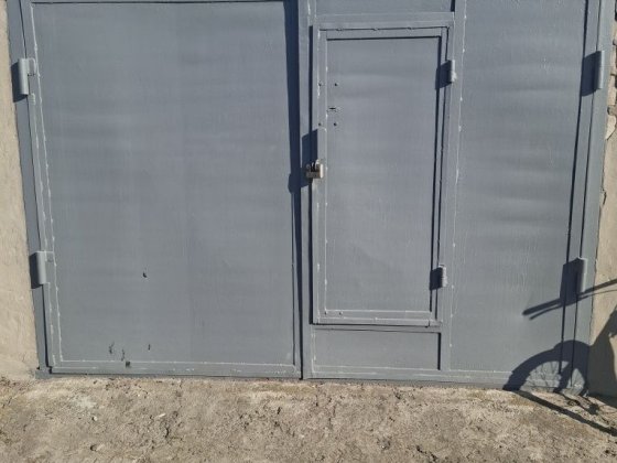 Продам гараж з погребом і смотровой ямою.Гк Вигурівщина Киев