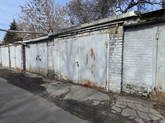 Продам приватизованний гараж  Центр, Д. Яворницького, Набережна Дніпро