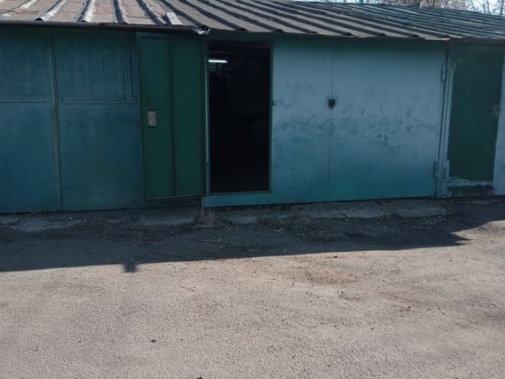 Продаю гараж в кооперативі Киев