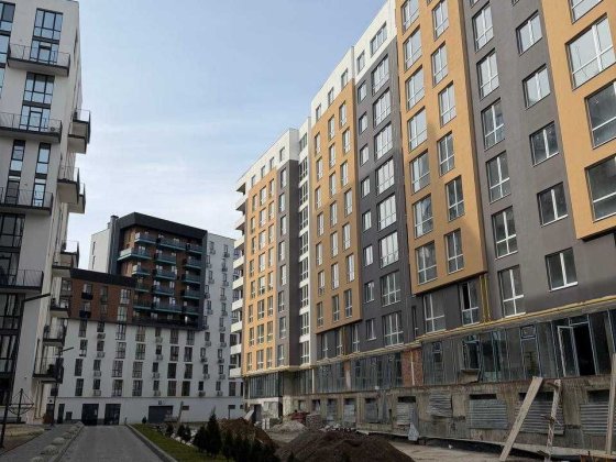 Продаж паркомісця вул. Малоголосківська Львів