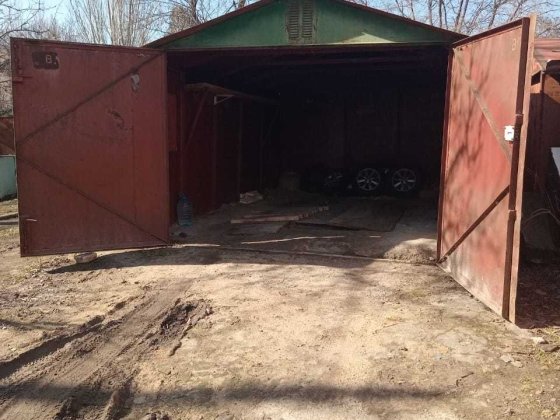 Продаю металевий гараж у р-ні Громадянська/Ковальська (Скороходова)