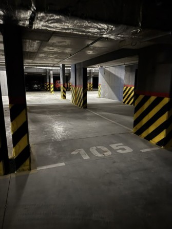 Продам парко місце м, Львів  по вул Навроцького 4 Від власника - фото 1