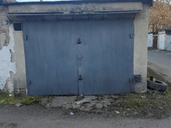 Продам гараж на  Инглези