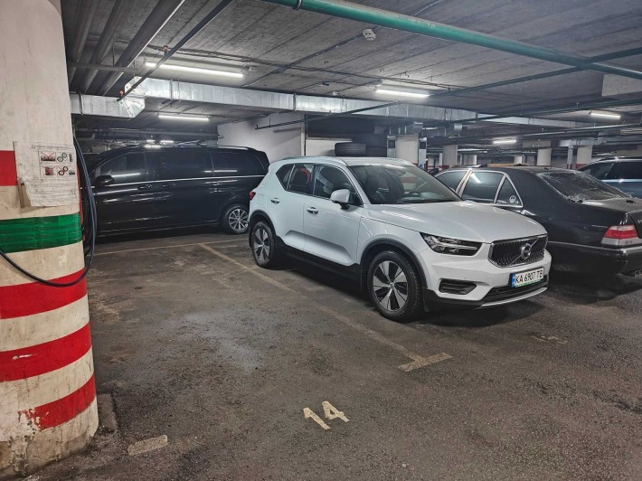 Паркомісце в ЖК Сонячна Брама, Здановської 73-Е, Ломоносова, Лікоград - фото 1