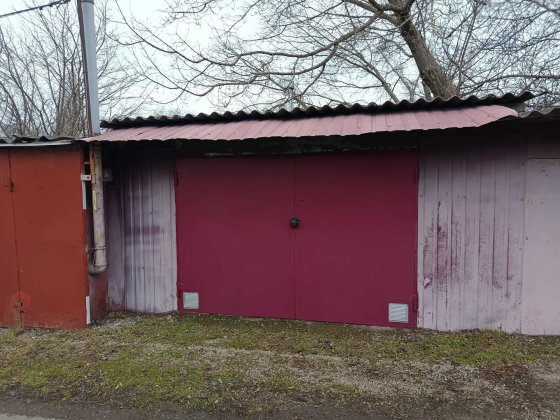 продам гараж на стоянке Одесса