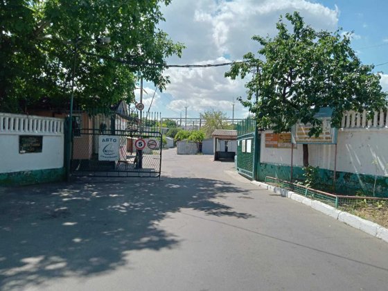 Место на стоянке, парковка, навес, автостоянка 36, Ильфа и Петрова