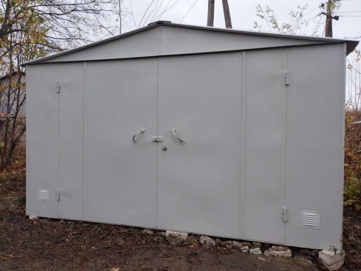 Металевий гараж з листового метала, виготовлення та монтаж - фото 1