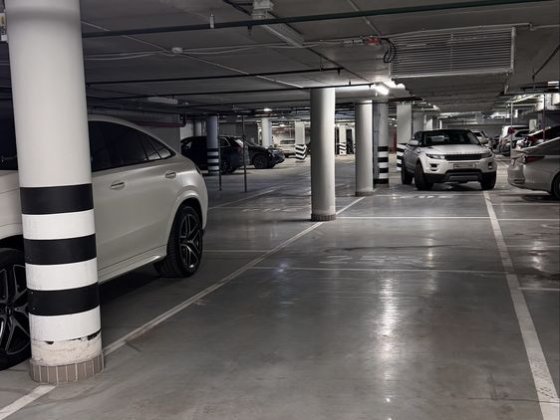 Без% продаж  паркінга 1+1   Верхогляда 17б 17в, 19а 19б Драгомірова Київ