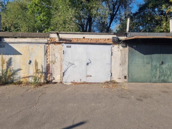 Продаж гаража на пр-ті. Європейського союзу, 110 на 46.9 м² - фото 1
