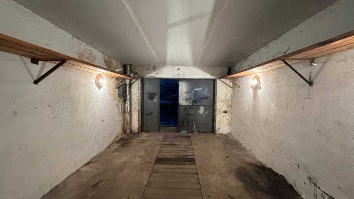 Цегляний-бетонний гараж з бетонним підвалом Київ, Оболонь, Кондратюка - фото 1