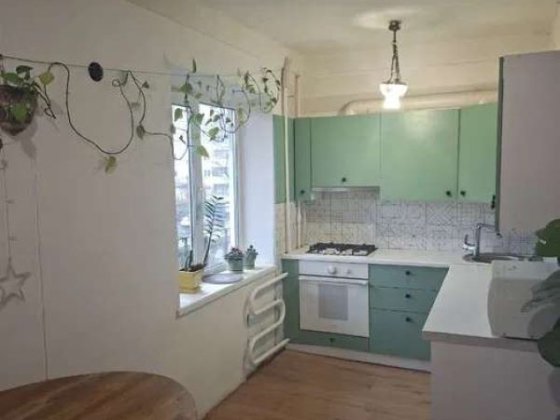 Продаж 3-к квартири Дніпровська набережна 9а Киев