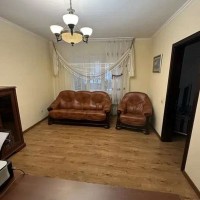 Продаж 4-к квартири вул. Ревуцького 7 Киев