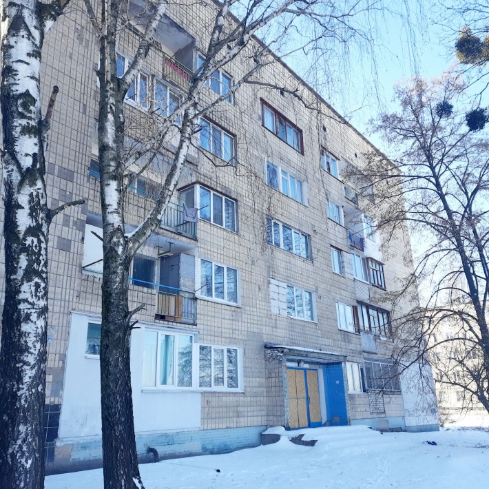 Продам 2 кімнати в гуртожитку на Левані / Молодіжна - фото 1