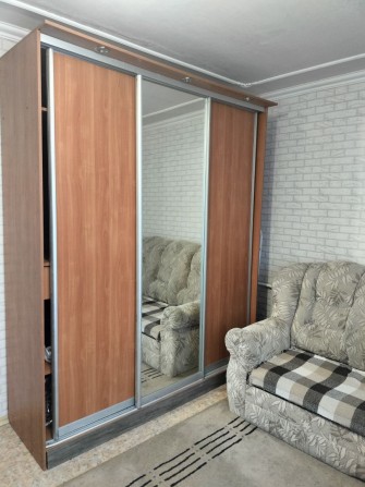 Продаж кімнати в гуртожитку Молодіжна 1-й поверх. - фото 1