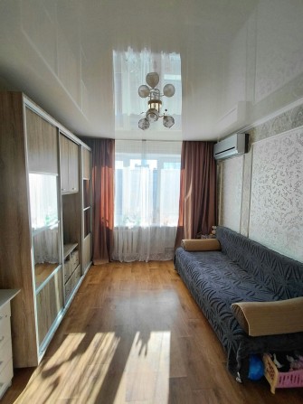 Продаж великої кімнати з водою та ремонтом. - фото 1