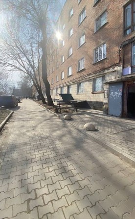 Продам кімнату у гуртожитку з власною кухнею - фото 1