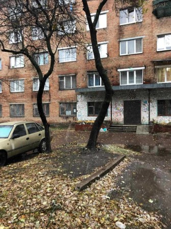 Кімната в гуртожитку, 18 кв.м., 3/5/ц (п3) - фото 1